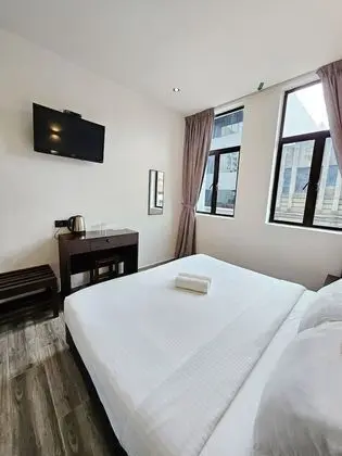 Deluxe Tek Büyük Yataklı Oda