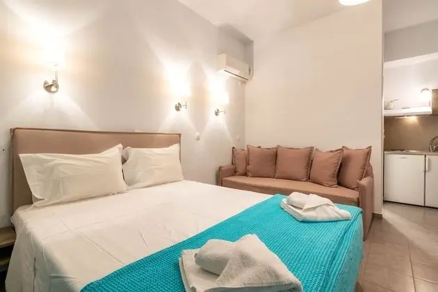 Stüdyo, Deniz Manzaralı (Triple)