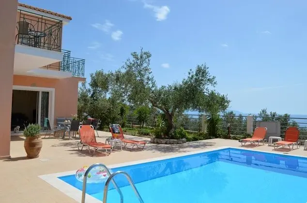 Superior Villa, 3 Yatak Odası, Kişiye Özel Havuzlu, Deniz Manzaralı (Eri)