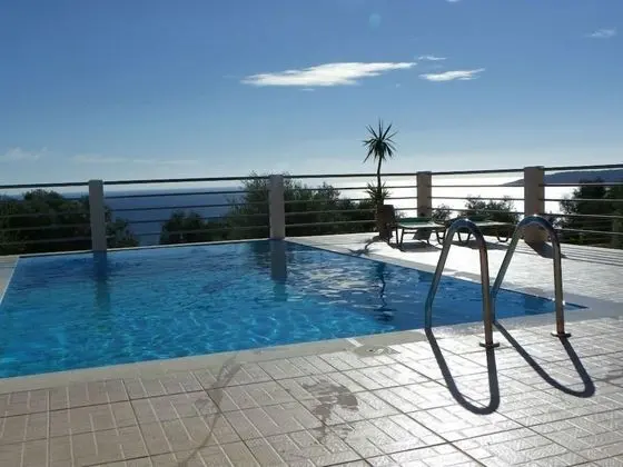 Superior Villa, 3 Yatak Odası, Kişiye Özel Havuzlu, Deniz Manzaralı (Georgia)