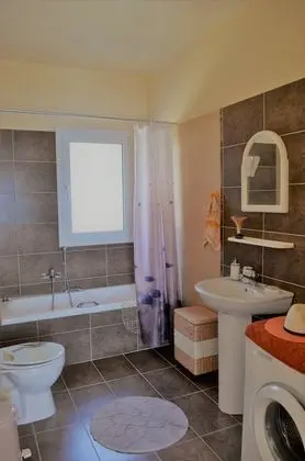 Superior Villa, 3 Yatak Odası, Kişiye Özel Havuzlu, Deniz Manzaralı (Georgia)