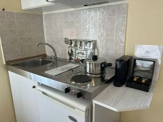 Üç Kişilik Oda
