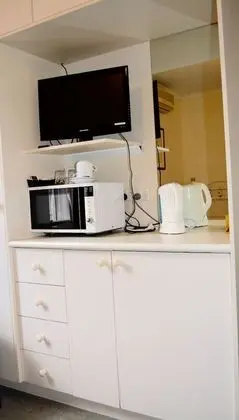 İki Ayrı Yataklı Oda, Banyolu/Duşlu