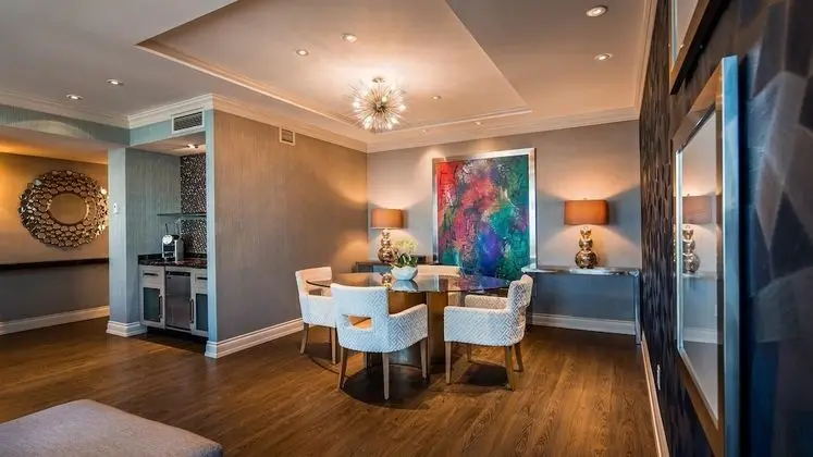 Süit, 1 En Büyük (King) Boy Yatak, Sigara İçilmez, Buzdolabı (Penthouse)