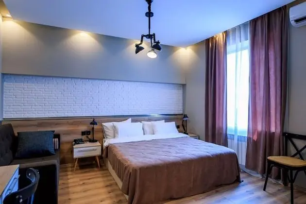 Standard Tek Büyük veya İki Ayrı Yataklı Oda