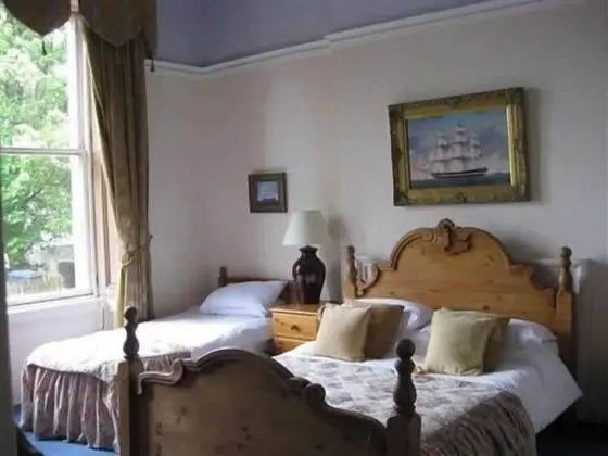 Süit, Banyolu/Duşlu (4 Person)