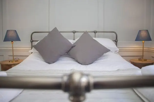 Sıra Ev, 4 Yatak Odası (Sleeps 15)