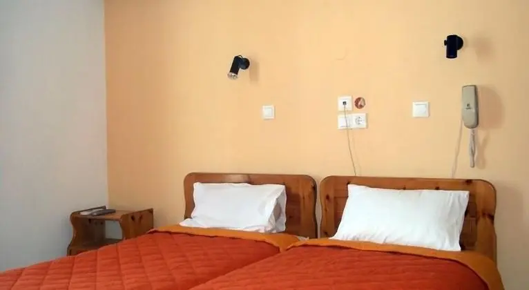 Tek Büyük Yataklı Oda