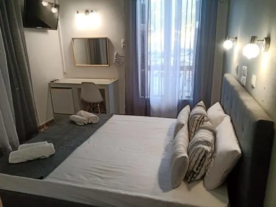 Tek Büyük Yataklı Oda