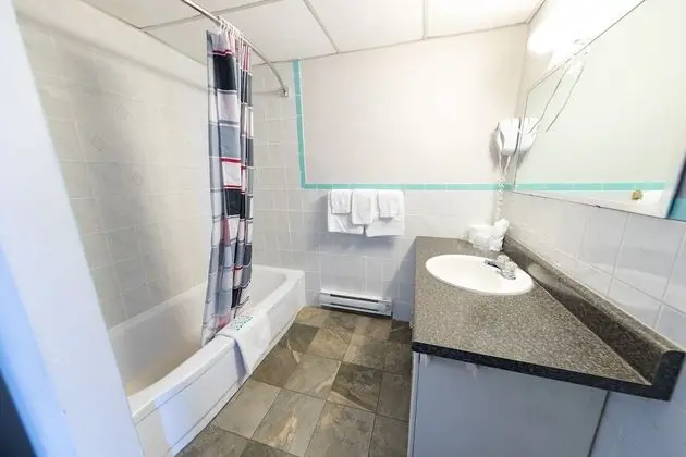 Family Oda, Birden Çok Yatak, Özel Banyo