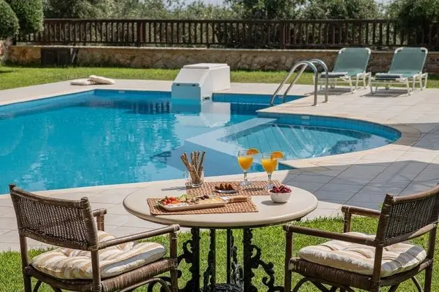 Villa, 3 Yatak Odası, Kişiye Özel Havuzlu