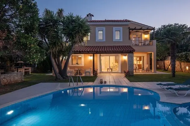 Villa, 3 Yatak Odası, Kişiye Özel Havuzlu