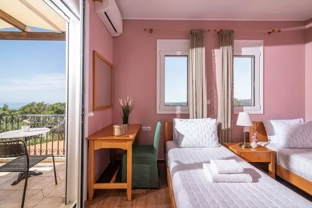 Villa, 4 Yatak Odası, Kişiye Özel Havuzlu
