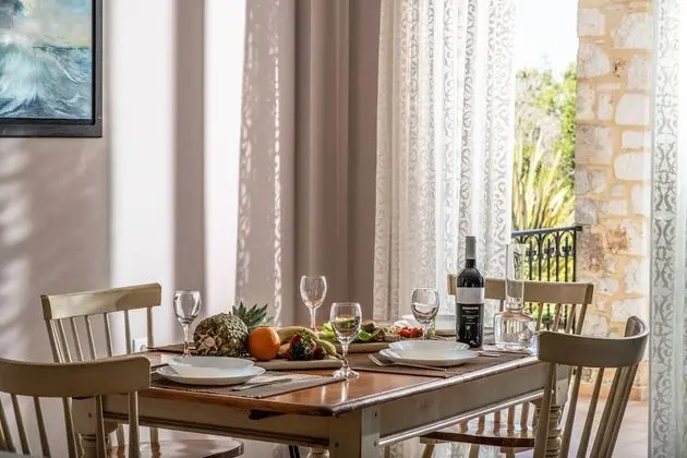 Villa, 4 Yatak Odası, Kişiye Özel Havuzlu