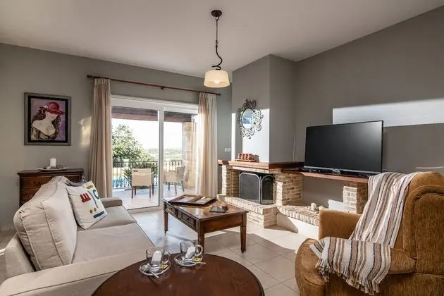 Villa, 4 Yatak Odası, Kişiye Özel Havuzlu