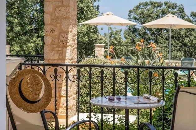 Villa, 4 Yatak Odası, Kişiye Özel Havuzlu