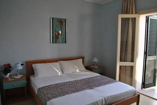 Standard Üç Kişilik Oda