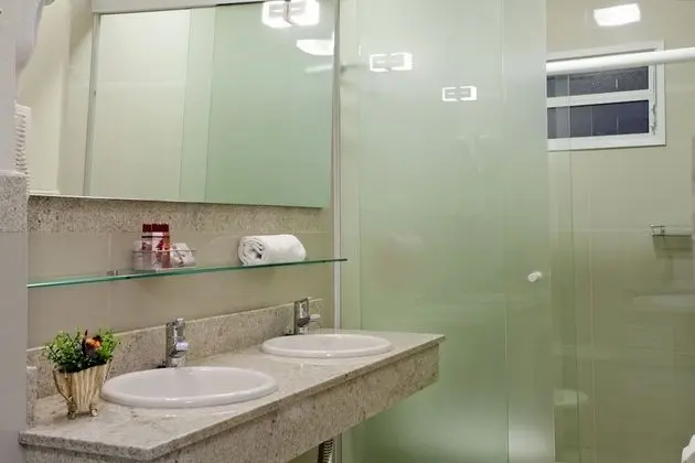 Süit, Sıcak Su Küveti (Master)