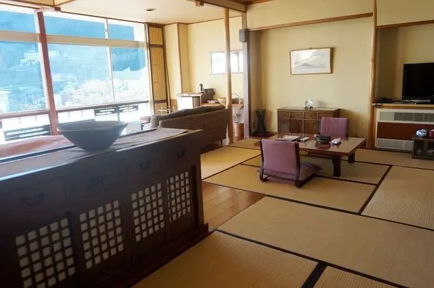 Oda, Dağ Manzaralı (Japanese Western, No Dinner after 7PM)