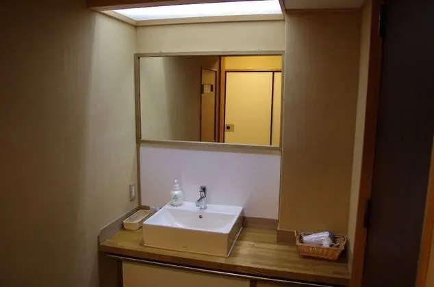 Traditional Oda, Ortak Banyo