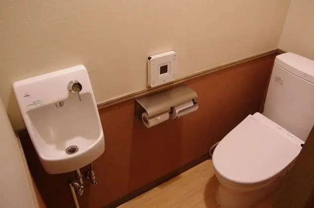 Traditional Oda, Ortak Banyo