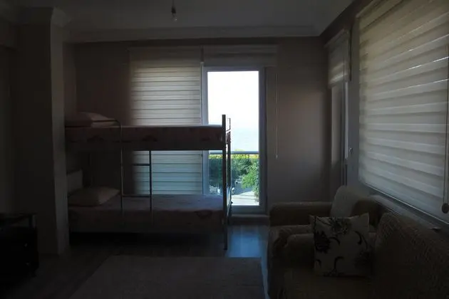 Deniz Manzaralı Aile Apart 3