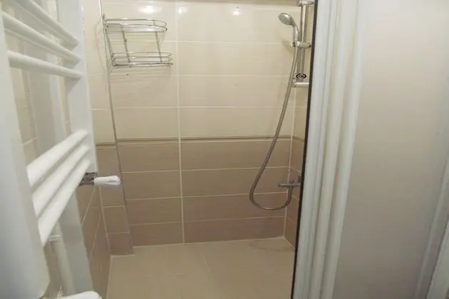 Şehir Manzaralı Aile Apart 4
