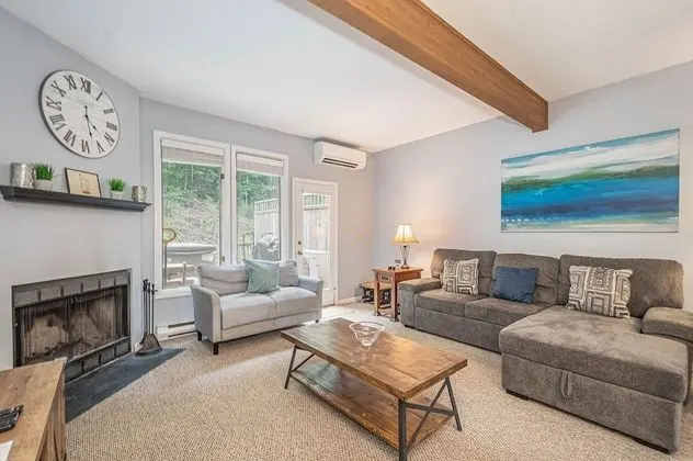 Ev, Birden Çok Yatak, Sıcak Su Havuzu