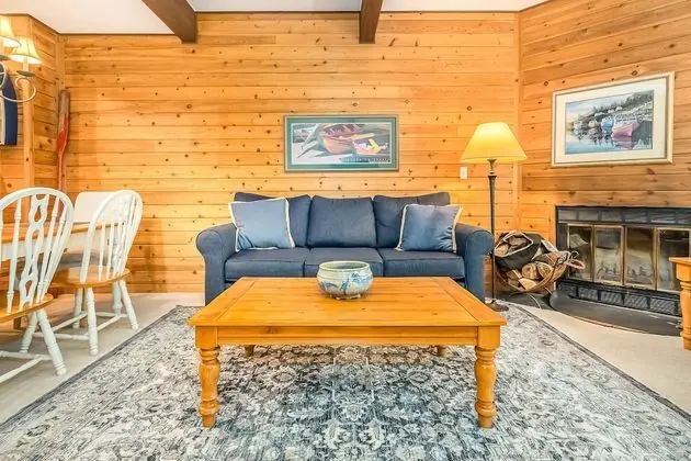 Ev, Birden Çok Yatak, Sıcak Su Havuzu