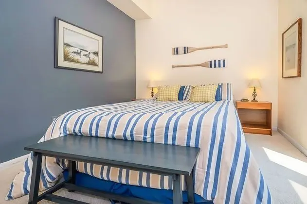 Ev, Birden Çok Yatak, Sıcak Su Havuzu