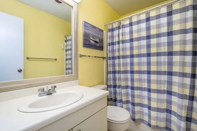 Ev, Birden Çok Yatak, Sıcak Su Havuzu