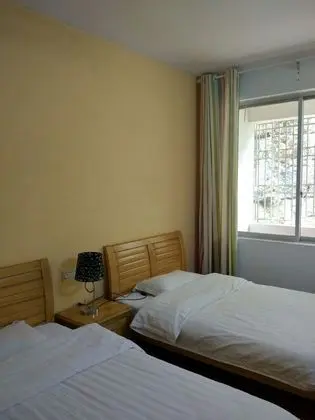 Üç Kişilik Oda