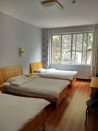 Üç Kişilik Oda