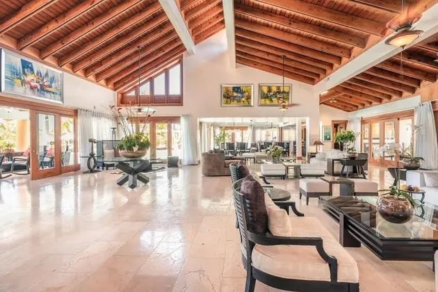 Villa, Sigara İçilebilir