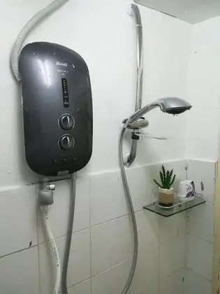 Ortak Ranzalı Oda, Karma Ranzalı Oda (1 Bed in 8-Bed Dormitory)