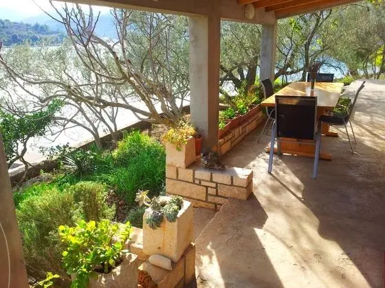 Ev (One Bedroom Holiday Home)