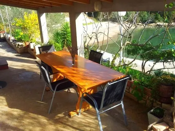 Ev (One Bedroom Holiday Home)