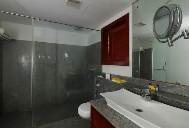 Premium Tek Büyük Yataklı Oda