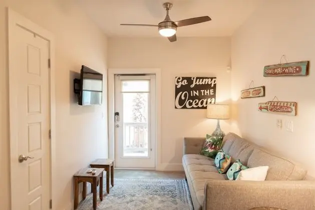 Daire, Birden Çok Yatak, Veranda, Havuz Manzaralı (Getaway)