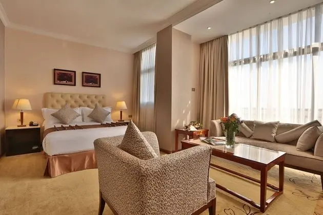Junior Süit, Şehir Manzaralı