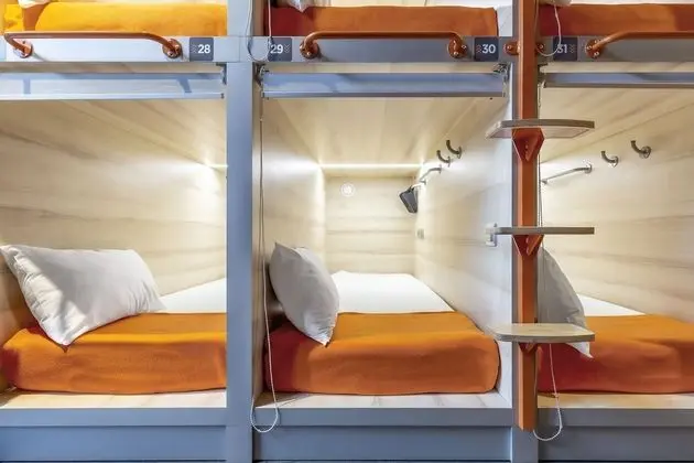 Single Capsule (12-hour Accommodations)