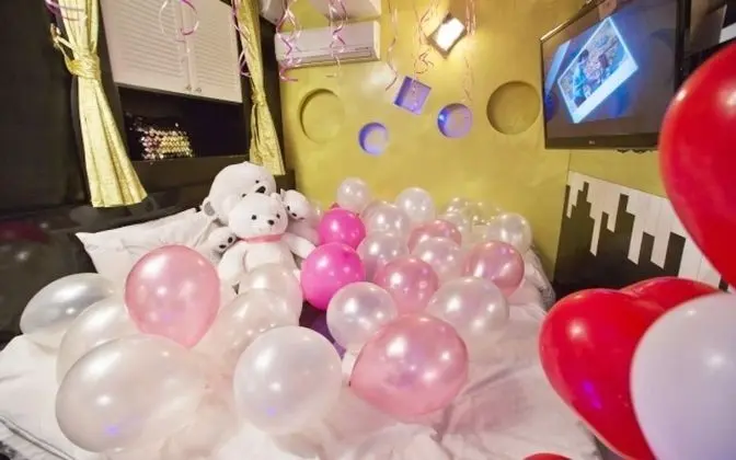 Oda (Party Room 1 (Twin Bed + Couple PC + )