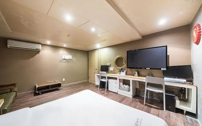 Oda (VIP room)