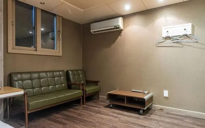 Oda (VIP room)