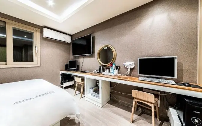 Oda (VIP room)