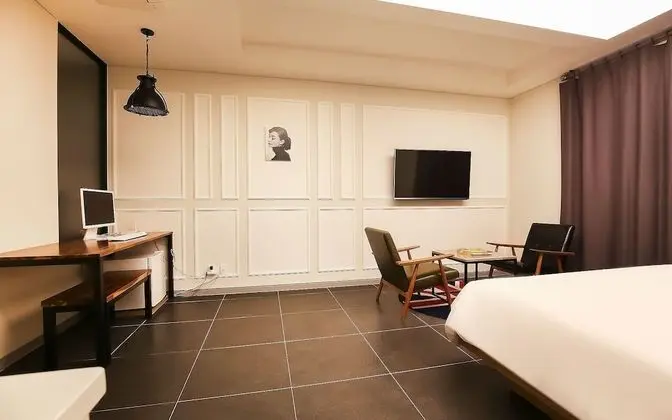 Oda (Modern A (available on Netflix))