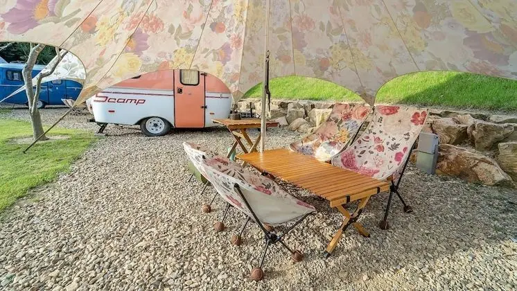 Basic Oda, 1 Yatak Odası (Caravan (Coral orange))