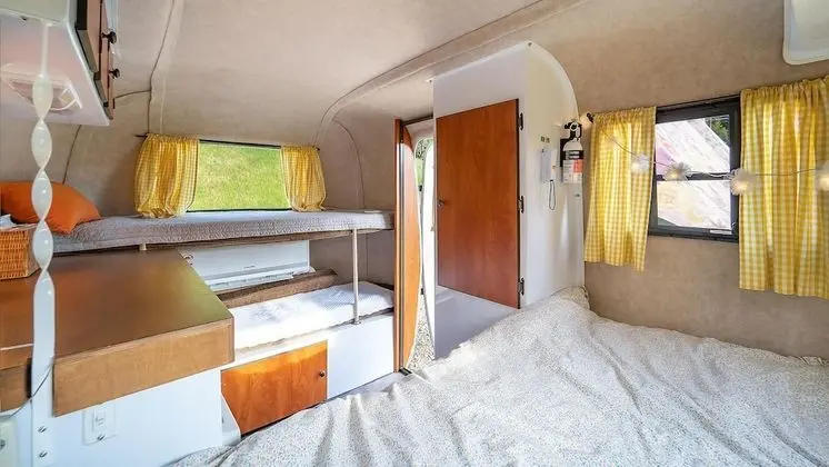 Basic Oda, 1 Yatak Odası (Caravan (Coral orange))