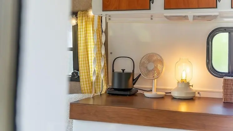 Basic Oda, 1 Yatak Odası (Caravan (Coral orange))