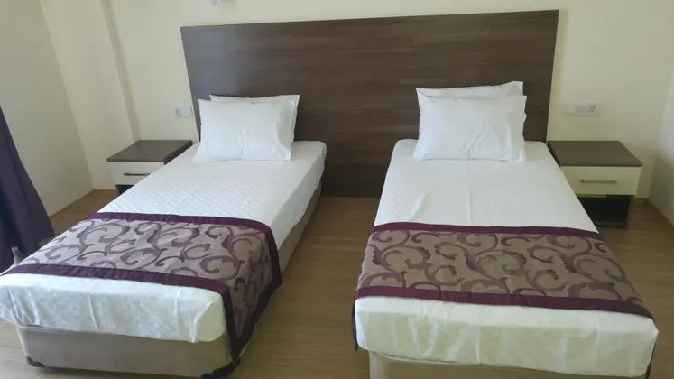 Twin, Manzarasız